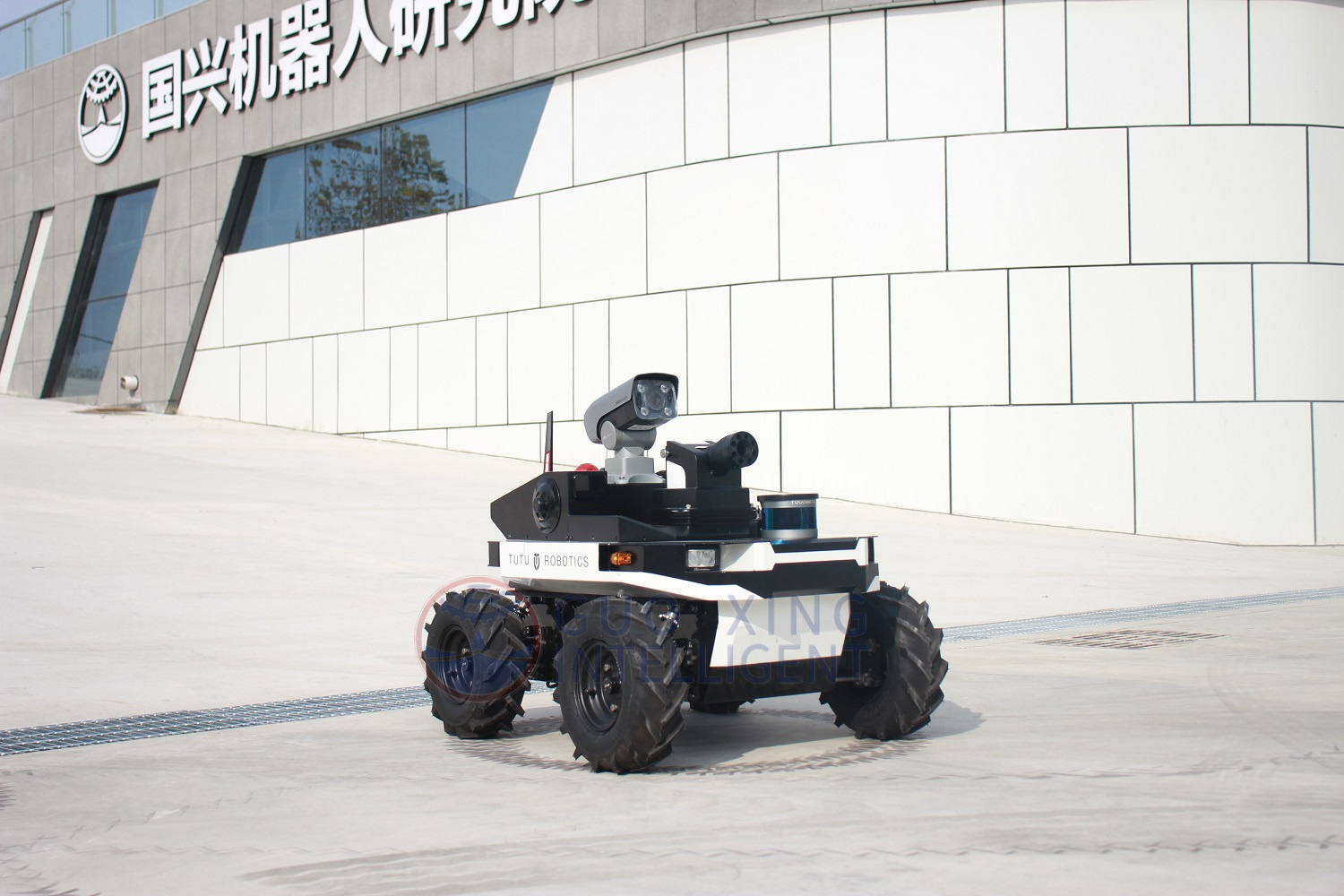 Sicherheitsbeamte, Polizisten, unbemannter AGV-Roboter